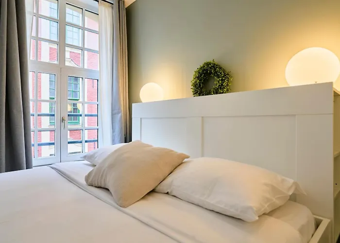 Spacious One Bedroom Ideally Located * Lille