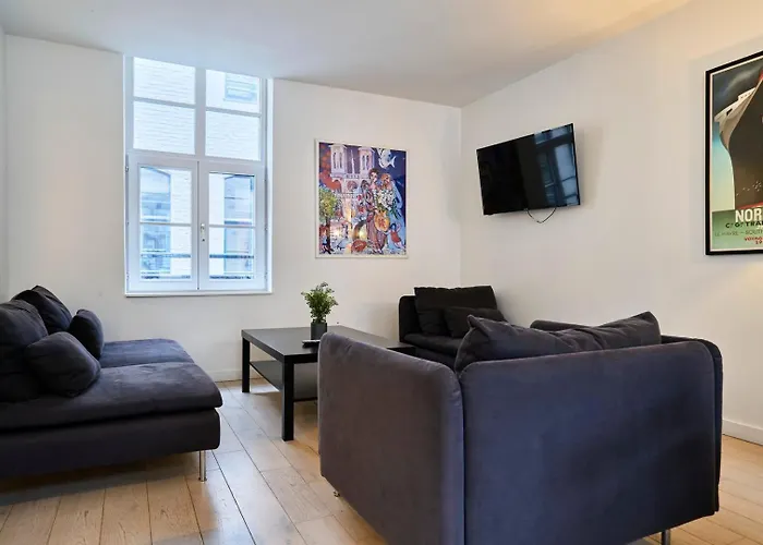Lejlighed Spacious One Bedroom Ideally Located *